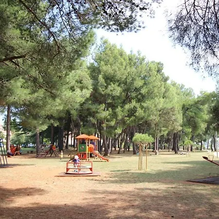 Two-bedroom In Novigrad I Apartment *