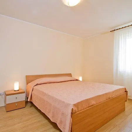 Two-bedroom In Novigrad I * Novigrad Istria