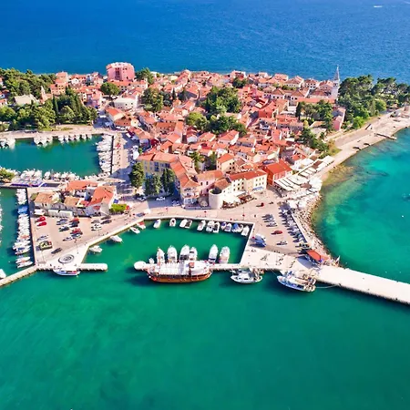 Two-bedroom In Novigrad I