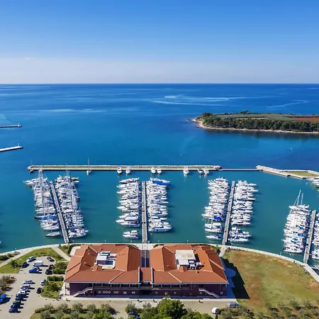 Apartmán Two-bedroom In Novigrad I *