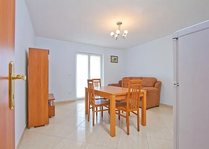 Apartman Two-bedroom In Novigrad I Novigrad (Istria)